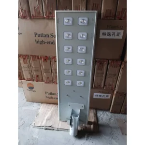 Putian Solar All In One Solar Street Light Multiple 12 Eyes