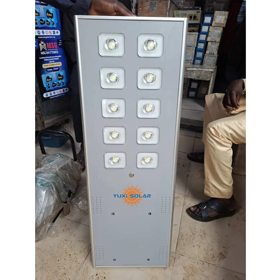 YUXi Solar All In One Solar Street Light 10 Eyes